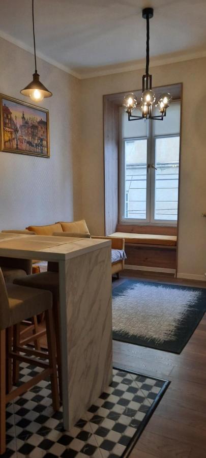 V.I.P Apartments Dominikanos Lviv Eksteriør bilde